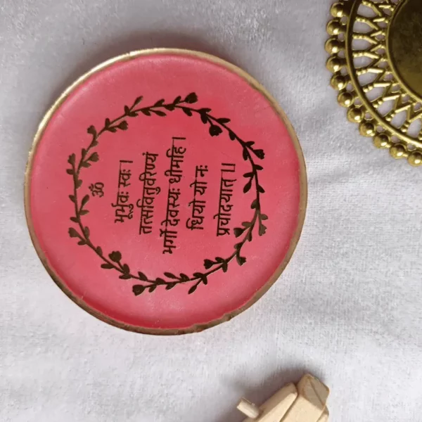 mini-hindu-home-decor-resin-frame-pink-marble