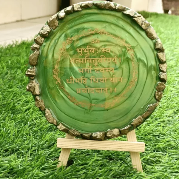 resin-gayatri-mantra-frame-living-room